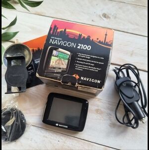 Navigon 2100 GPS Navigation System 3.5” Touch Screen 48 Lower States Tested Good